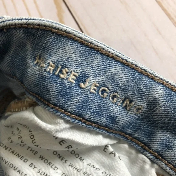 American Eagle The Dream Jean hi- rise Jegging size 0 EUC - Picture 9 of 14